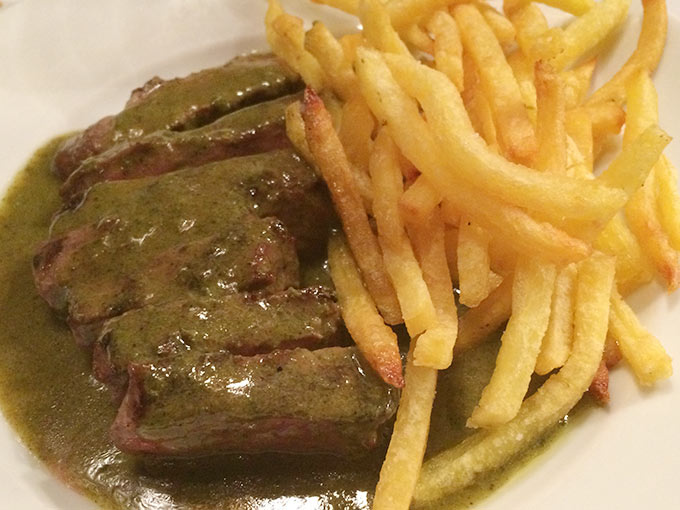 Le 49 Rhône - steak and fries