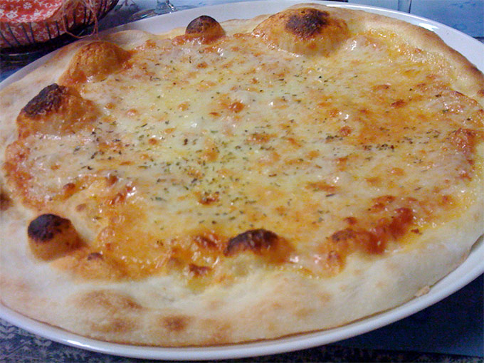 La Boursiere - margherita pizza