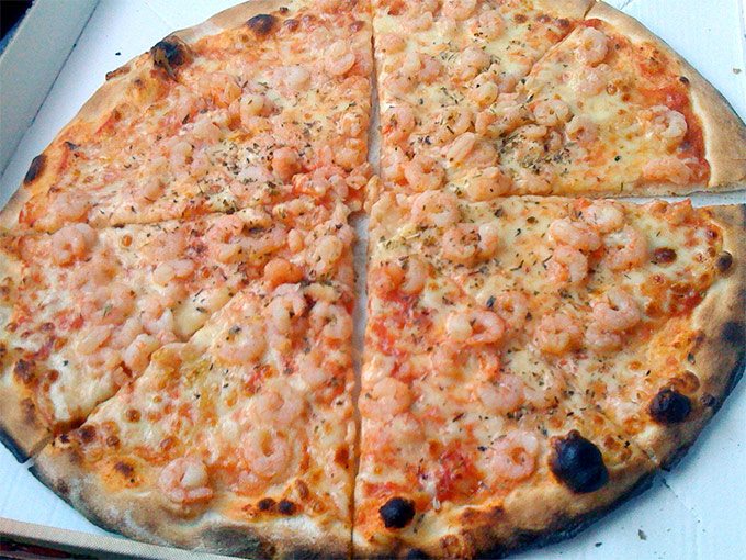 Chez Nina - shrimp pizza