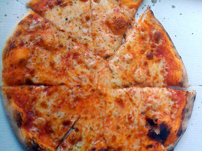 Il Forno a Legna - margherita pizza