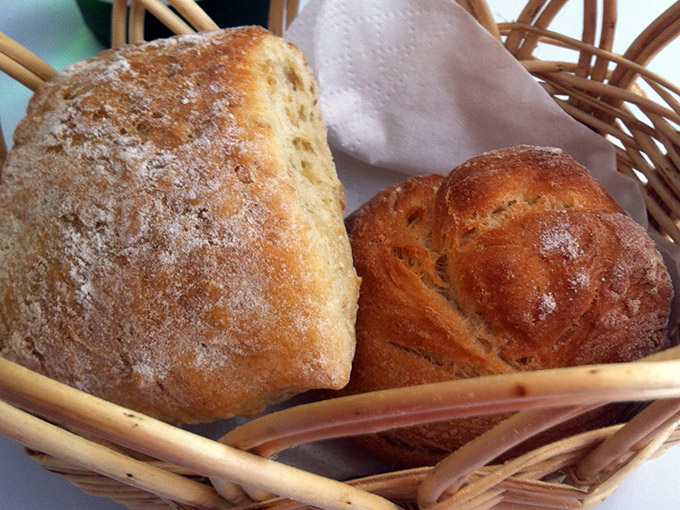 Chez Arsène - bread