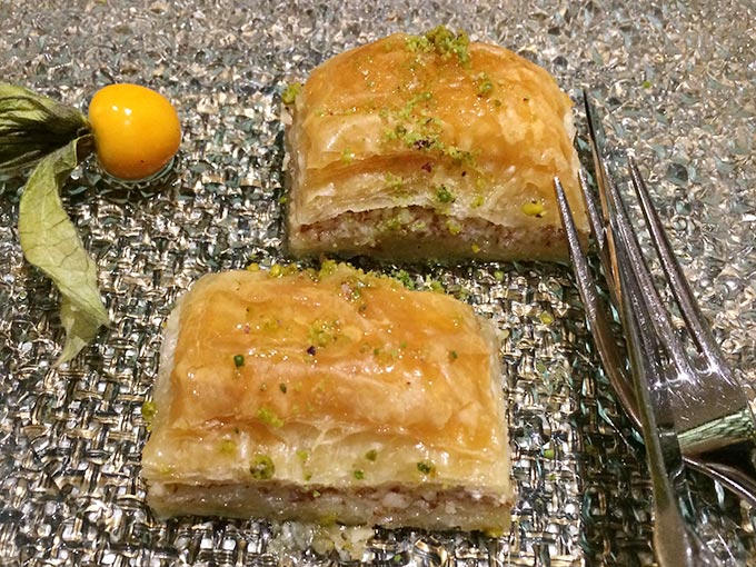 Kutchi restaurant - baklava