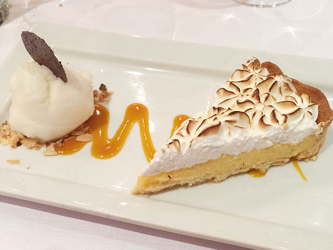 Café du Centre - lemon meringue pie