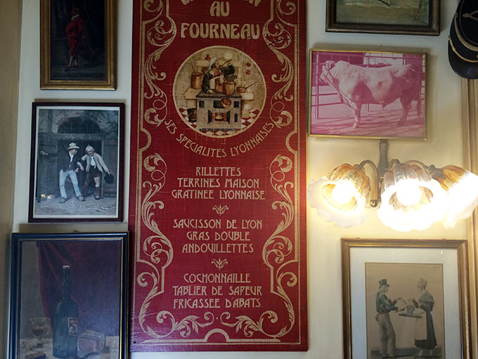 Bistrot du boeuf rouge - wall