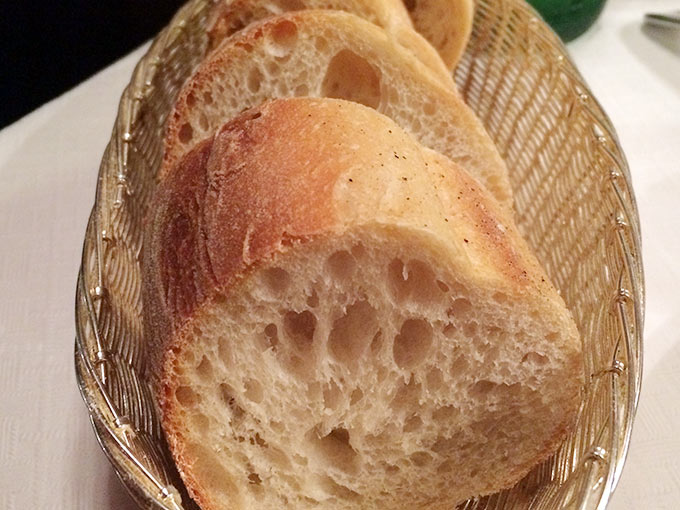 Le 49 Rhône - bread