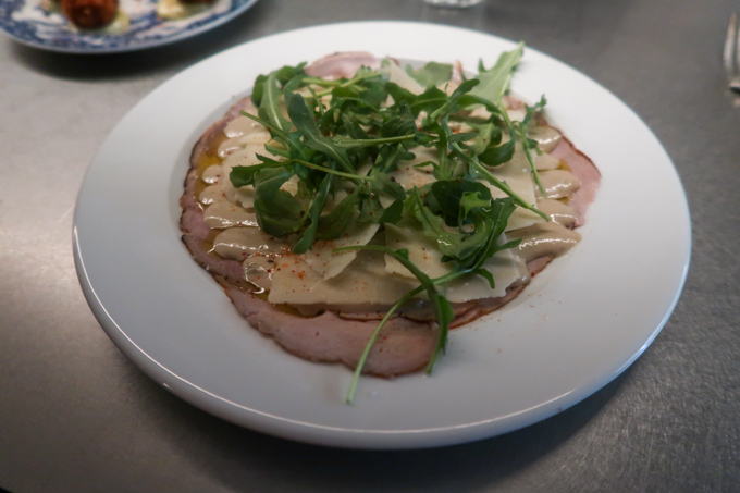 Bombar restaurant - vitello tonnato