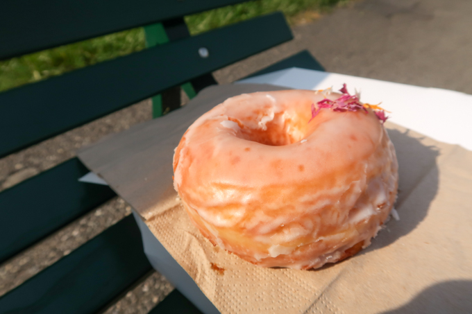 Ginger Donuts - original glazed